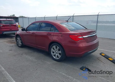 2013 Chrysler 200 Touring из США, поврежденный, VIN 1C3CCBBB2DN602684